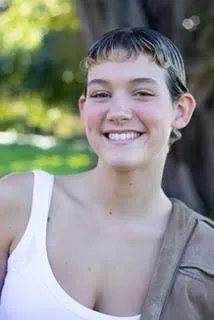 Laura Bernay